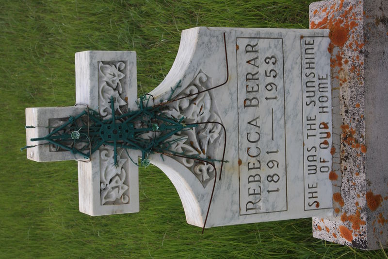 File:CA-SK-RM70-St Mary's Romanian Orthodox Cemetery-078.JPG